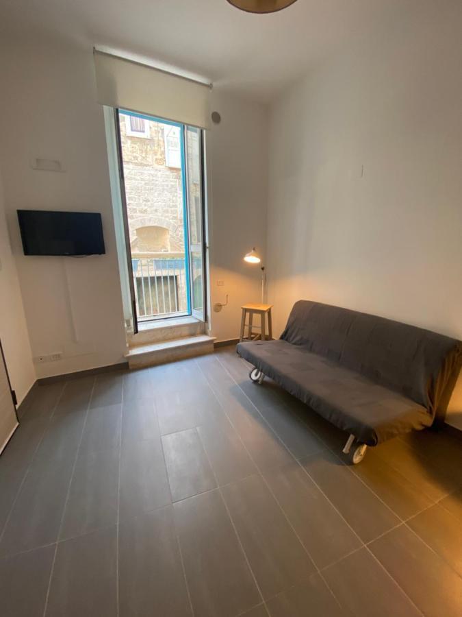Arco Del Priore Bed & Breakfast Trani Bagian luar foto